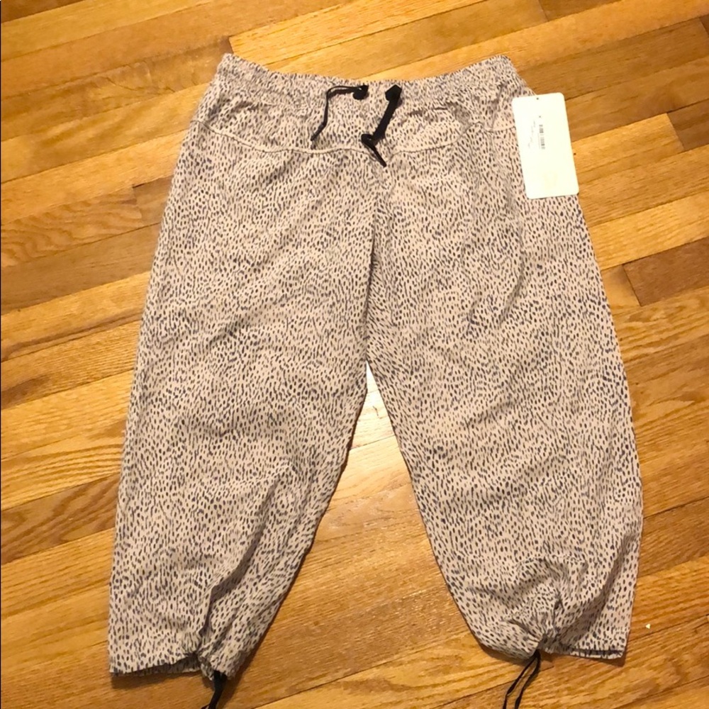 Lululemon crop